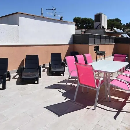 Donego Apartment *